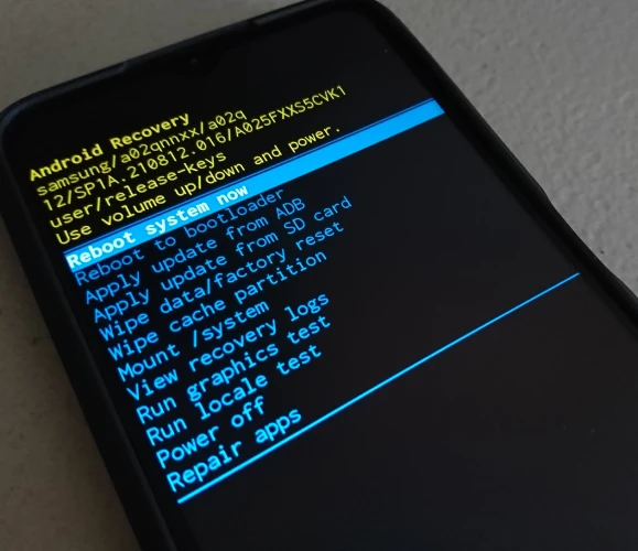 مراحل باز کردن قفل گوشی با wipe data(پاک شدن همه اطلاعات)