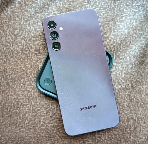 شارژ معکوس سامسونگ برای گوشی ضرر دارد؟