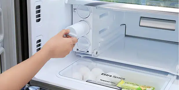 تعویض فیلتر آب یخچال سامسونگ